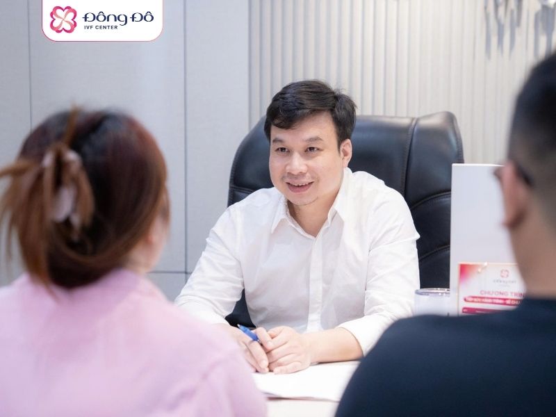 Các bác sĩ sẽ tư vấn bệnh nhân kỹ càng trước khi chuyển phôi